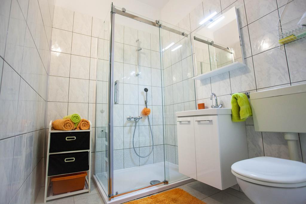 Apartments Lovic Локва-Рогозница Экстерьер фото
